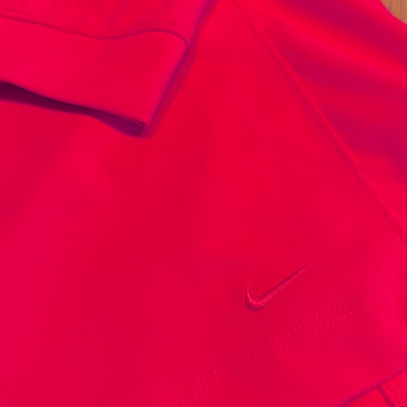 Nike Golf 1/4 Zip Pullover - XL - Picture 2 of 3